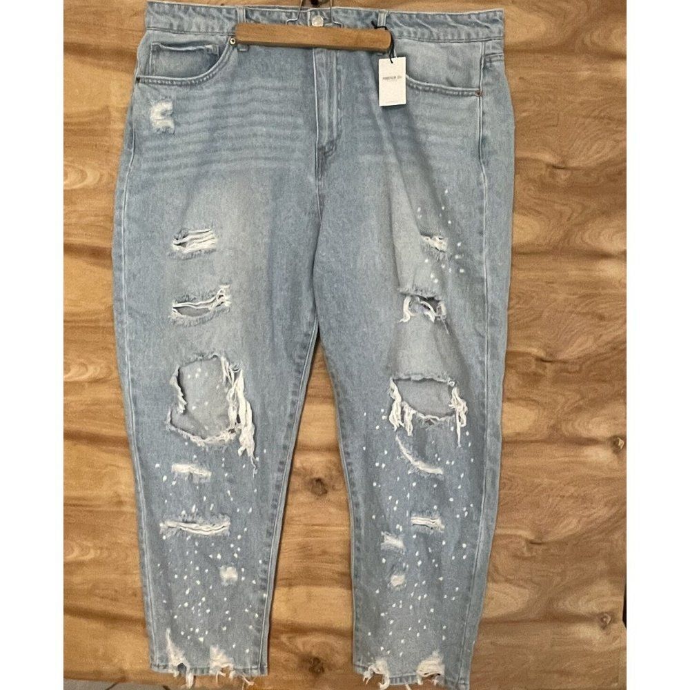 NWT Forever 21+ woman’s sz 20 x 29”L blue distressed jeans high waist mom